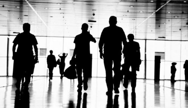 Έρευνα EBRD: Πώς επηρέασε ο κοροναϊός τους εργαζόμενους – Πόσοι έχασαν τη δουλειά τους