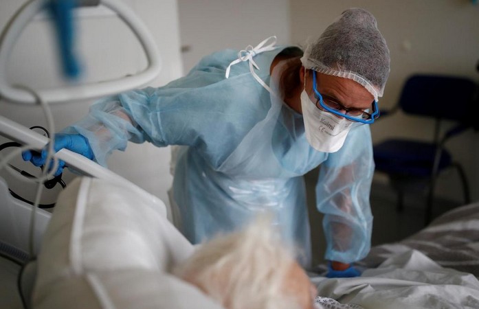 Η θεραπεία με υδροξυχλωροκίνη αυξάνει την πιθανότητα θανάτου των ασθενών με Covid-19