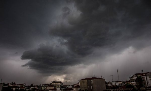 Καιρός : Καταιγίδες και χαλάζι – Ποιες περιοχές πλήττονται