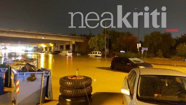 Κακοκαιρία στην Κρήτη : Πλημμύρισαν Ηράκλειο και Ρέθυμνο – Επεσε το… ταβάνι στο αεροδρόμιο (εικόνες)