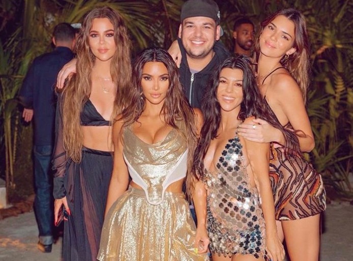 Κοροναϊός : «Θύμα» του και η Κλόε Καρντάσιαν