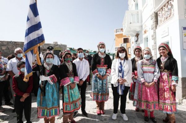 Σακελλαροπούλου : Η Κάρπαθος παραμένει ένας από τους τελευταίους θύλακες παραδοσιακού πολιτισμού στην Ελλάδα