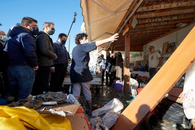 Σεισμός - Σάμος : Με τους γονείς των δύο νεκρών παιδιών συναντήθηκε ο Μητσοτάκης