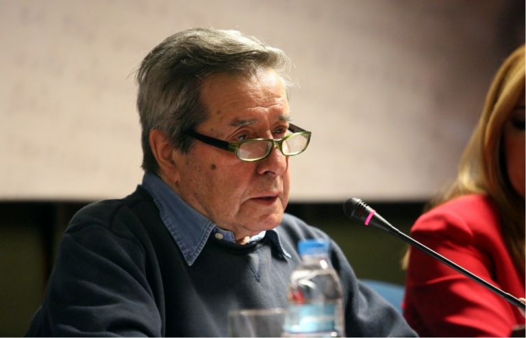 Πέθανε ο Πέτρος Κουναλάκης