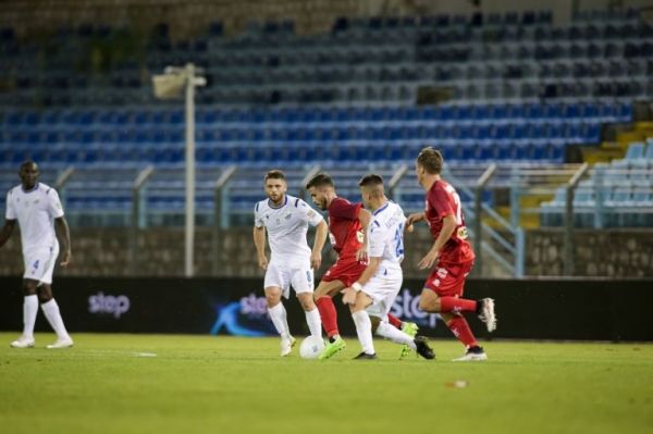 Λέιζερ στο κεκλεισμένων των θυρών Λαμία – Βόλος!