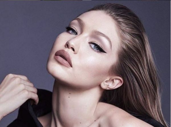 Τζίτζι Χαντίντ : Σε άψογη φόρμα ένα μήνα μετά την γέννα