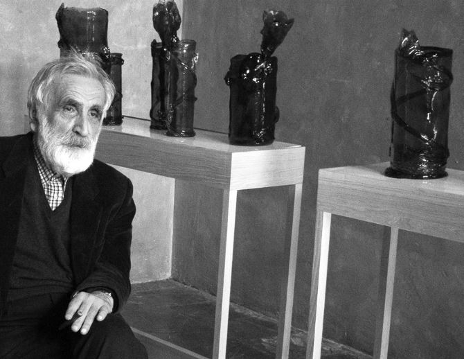 Πέθανε ο διάσημος καλλιτέχνης και σχεδιαστής επίπλων Έντσο Μάρι