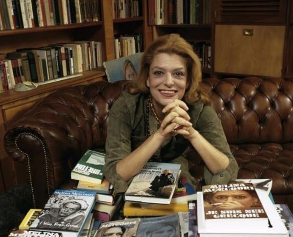 Μελίνα Μερκούρη : Σπάνιο «κλικ» μαζί με Θεοδωράκη και Μπιθικώτση