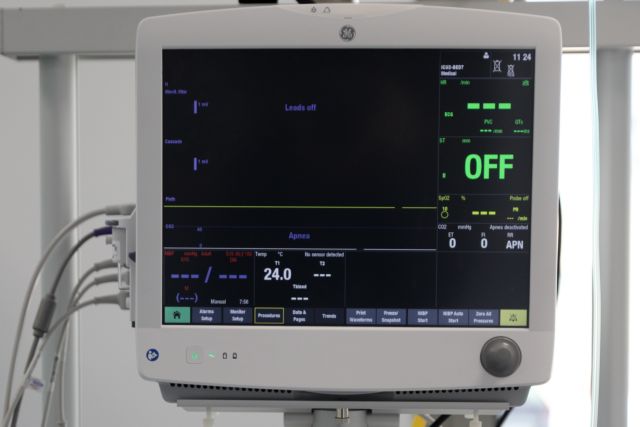 Κοροναϊός – αντιπολίτευση : Εγκληματικές οι κυβερνητικές ευθύνες για τα κρούσματα – Μαζικά τεστ τώρα