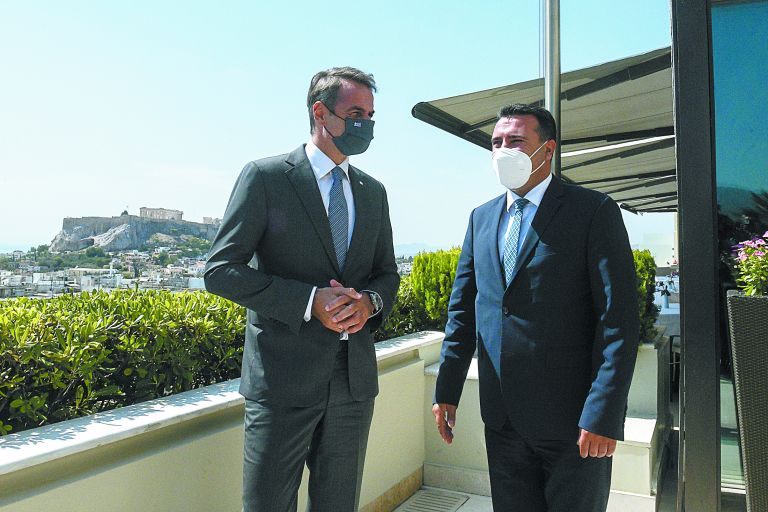 Στον «πάγο» οι συμφωνίες με τη Βόρεια Μακεδονία υπό το φόβο των «μακεδονομάχων»