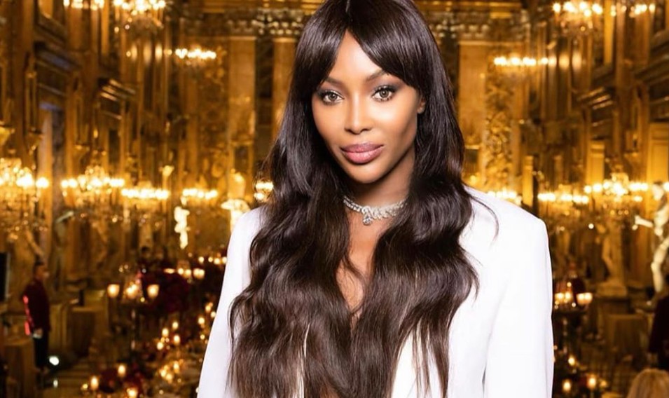 Ναόμι Κάμπελ : 400 σελίδες για τη «μαύρη γαζέλα» των catwalks