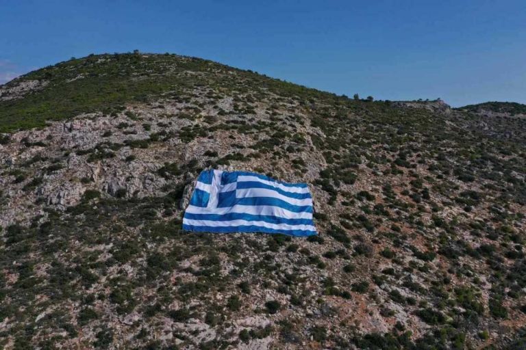 28η Οκτωβρίου : O ιδιαίτερος εορτασμός εν καιρώ κοροναϊού από τον Δήμο Γλυφάδας