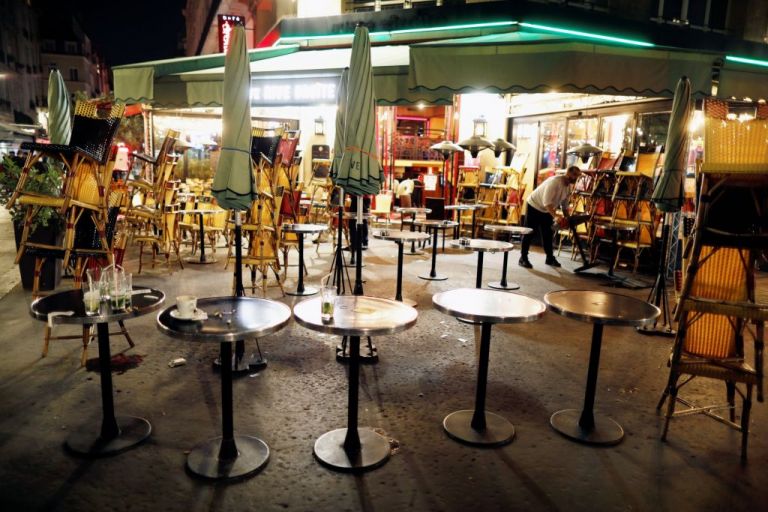 Κοροναϊός : Νέο ρεκόρ με περισσότερα από 40.000 κρούσματα στη Γαλλία