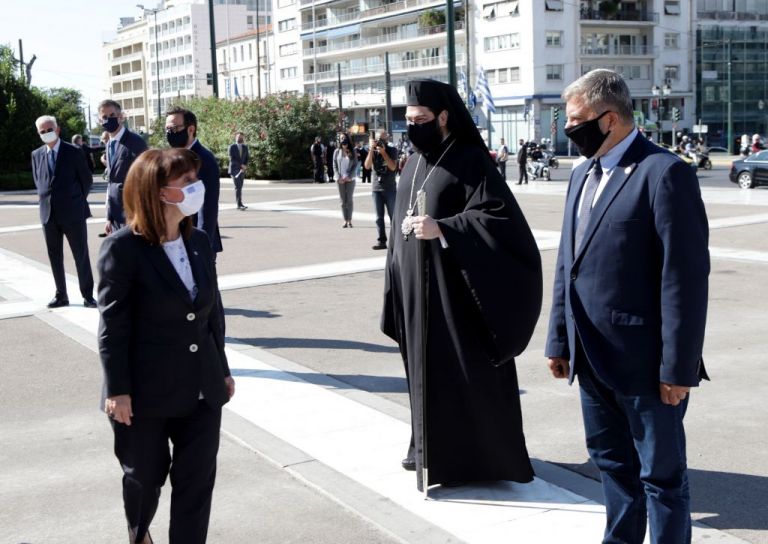 Ο Γιώργος Πατούλης τίμησε την 76η επέτειο της απελευθέρωσης των Αθηνών