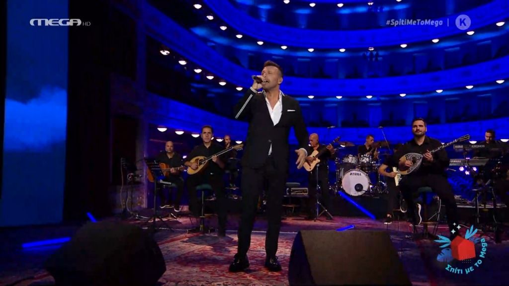 Απολαυστικός ο Γιάννης Πλούταρχος στο μουσικό αφιέρωμα του MEGA