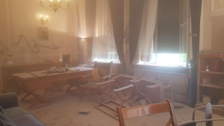 Πρύτανης ΕΜΠ για την επίθεση στο ΟΠΑ : Αισθάνομαι ως να κρέμεται από τον αυχένα μου η ταμπέλα