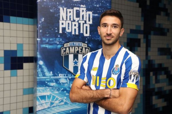 Παίκτης της Πόρτο ο Γκρούγιτς