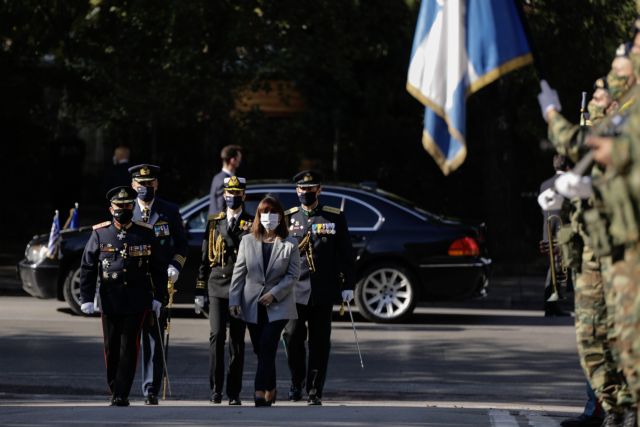 Κοροναϊός – Σακελλαροπούλου : Τηρούμε τα μέτρα με ευλάβεια, δεν ανακόπτουμε τις δραστηριότητές μας