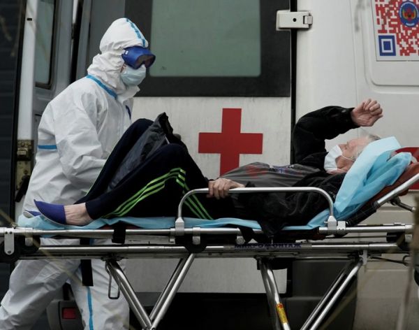 Κοροναϊός – Ρωσία : Νέο ημερήσιο ρεκόρ μολύνσεων – Διαδικτυακά μαθήματα για μαθητές της Μόσχας