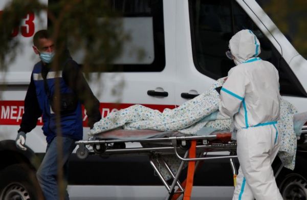 Ρωσία: Κλειστά μπαρ και εστιατόρια από τις 23:00 – 320 θάνατοι σε ένα 24ωρο