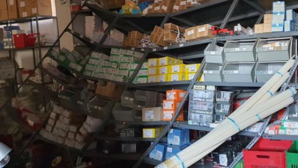 Σάμος: Υπάρχουν επικίνδυνες περιοχές και ετοιμόρροπα κτήρια