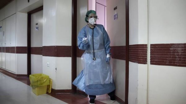 Κοροναϊός : Συναγερμός στις Σέρρες από την έκρηξη κρουσμάτων – Υπήρχε εφησυχασμός λέει ο δήμαρχος