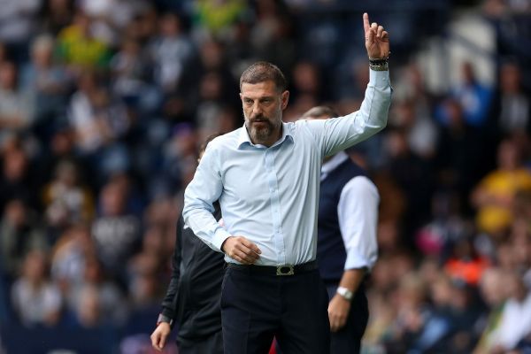 Ο Μπίλιτς στηρίζει τους οπαδούς της Γουέστ Μπρομ