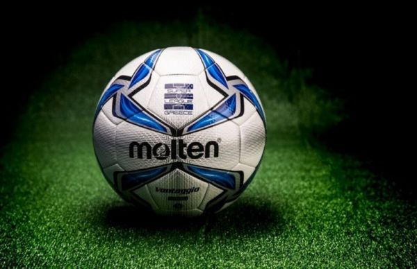 Super League : Εκτός έδρας δοκιμασίες για Ολυμπιακό και ΑΕΚ, ντέρμπι στο ΟΑΚΑ