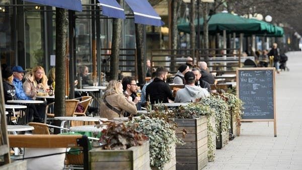Το σουηδικό… παράδειγμα : Ταχεία εξάπλωση του κοροναϊού – Διπλασιασμός των ασθενών στις ΜΕΘ