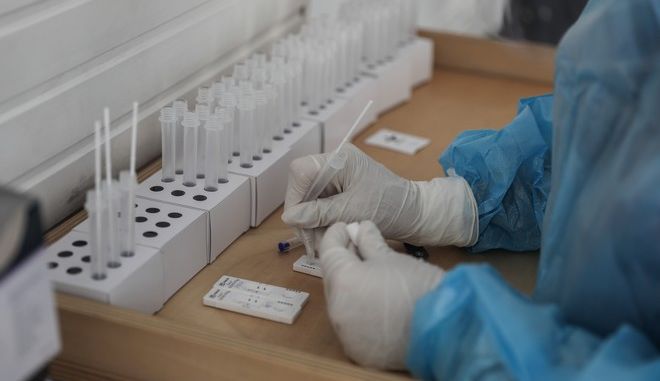 Κοροναϊός : Σοκ από τα κρούσματα στο εργοστάσιο μπαχαρικών – Τι λέει ο γιατρός της επιχείρησης στο MEGA