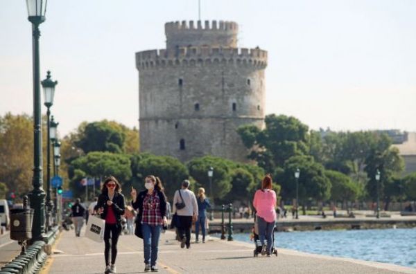 Κοροναϊός : «Ασφυκτιούν» Αττική και Θεσσαλονίκη – Δείτε την κατανομή