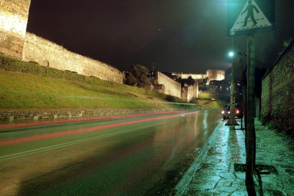 Θεσσαλονίκη : Επιβλήθηκαν τα πρώτα πρόστιμα για νυχτερινή κυκλοφορία χωρίς τα απαραίτητα δικαιολογητικά
