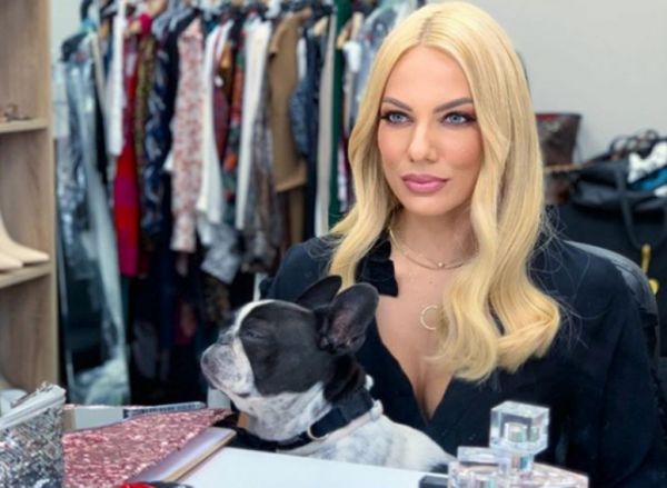 Ιωάννα Μαλέσκου : Γιατί έσβησε τις περισσότερες φωτογραφίες της από το Instagram;