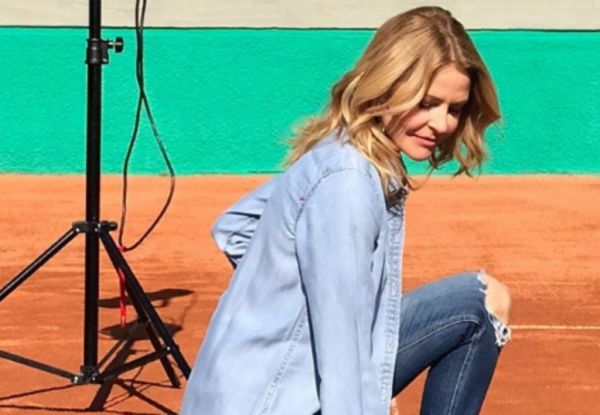 Τζένη Μπαλατσινού : Ποζάρει με φουσκωμένη κοιλίτσα στον έβδομο μήνα