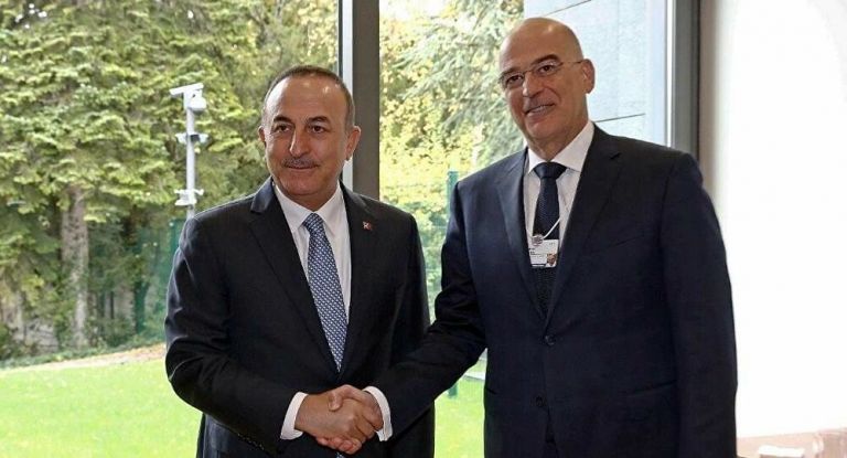 Συνάντηση Δένδια με Τσαβούσογλου στην Μπρατισλάβα – Τι συμφώνησαν