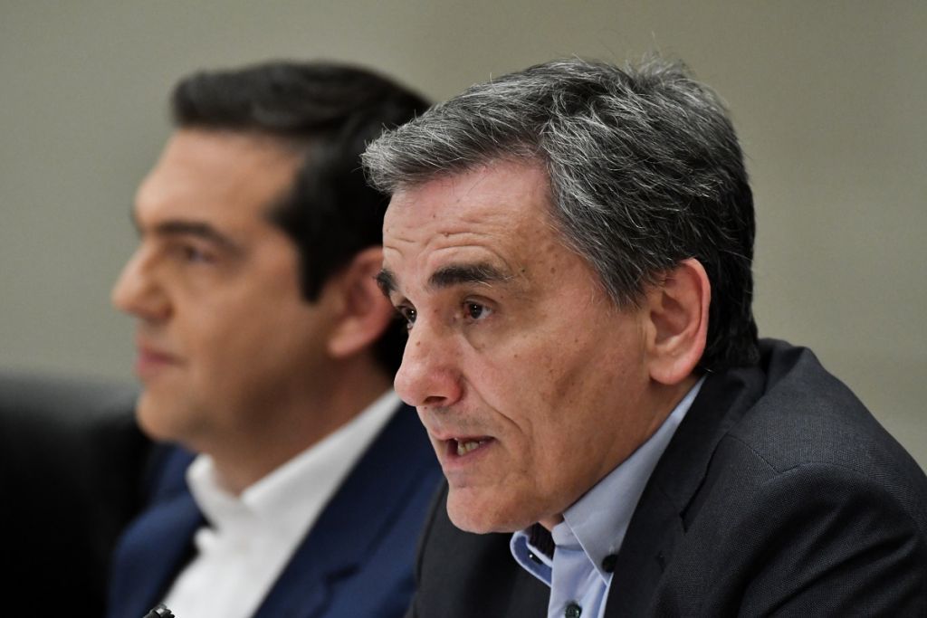 Eυκλείδης Τσακαλώτος στο «Βήμα» : «Το αρχηγικό κόμμα είναι στα αζήτητα της Ιστορίας»