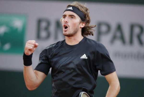 Ιστορική πρόκριση για Τσιτσιπά: Πέρασε στα προημιτελικά του Ρολάν Γκαρός