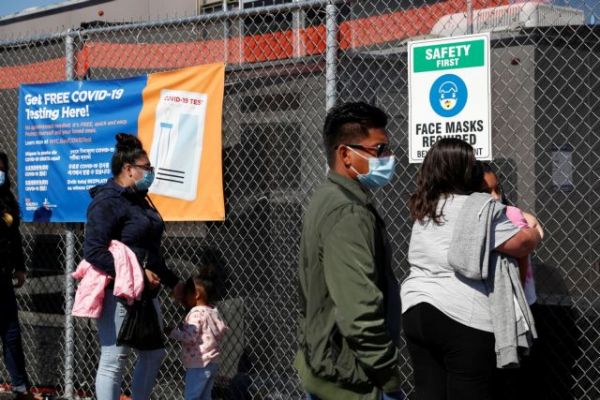 Στη δίνη του κοροναϊού οι ΗΠΑ: Αυστηρά μέτρα και προσπάθειες διάσωσης της οικονομίας