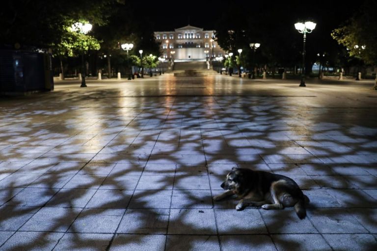 Ευρωβαρόμετρο για κοροναϊό : Πιο απαισιόδοξοι σε όλη την Ευρώπη οι Έλληνες για την οικονομική κατάσταση της χώρας τους