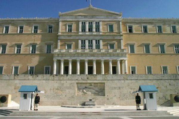 Επιβεβαιώθηκε 4ο κρούσμα κοροναϊού στη Βουλή