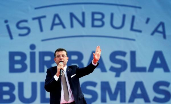 Ιμάμογλου : Με κοροναϊό ο δήμαρχος Κωνσταντινούπολης – Τι δήλωσε μέσω Twitter