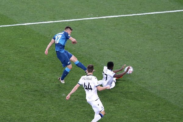 Μεγάλο «διπλό» της Μπριζ στην Ρωσία (2-1)