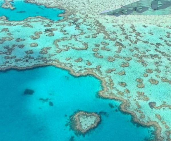 Αυστραλία : Το Facebook μας δείχνει μερικές από τις εντυπωσιακές της παραλίες