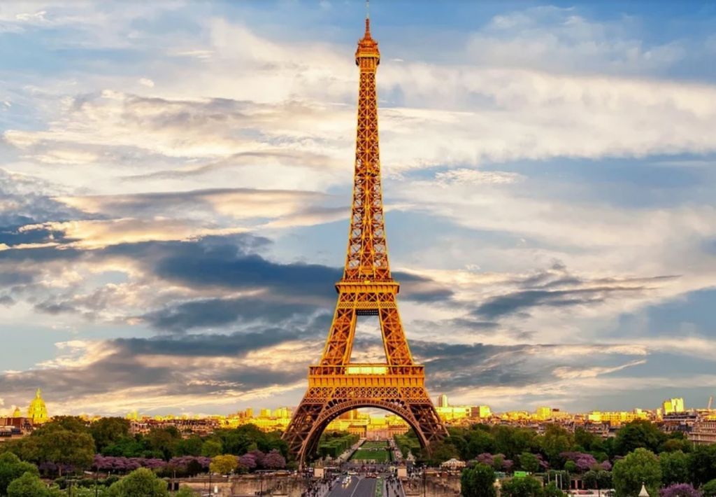 Παρίσι : Η πόλη του έρωτα μέσα από τις πιο υπέροχες εικόνες