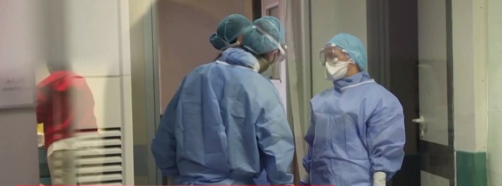 Το θαύμα της ζωής απέναντι στον κοροναϊό – Το MEGA στην αίθουσα τοκετού του Ιπποκράτειου Νοσοκομείου