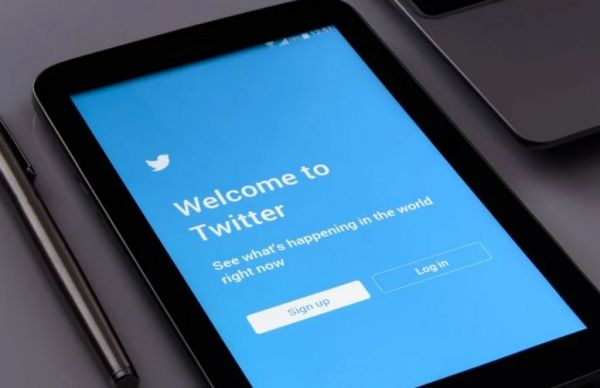 Το Twitter δυσκολεύει την προβολή παραπλανητικών πληροφοριών σχετικά με την ψηφοφορία για τις εκλογές στις ΗΠΑ