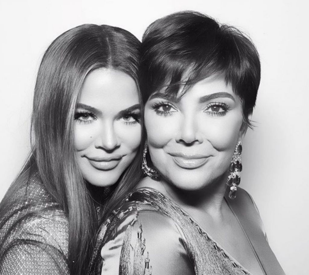 Η επική μίμηση της Khloe Kardashian για τη «μεθυσμένη» Kris Jenner