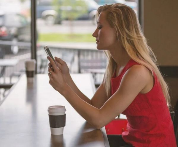 Θα το πληρώσεις πολύ ακριβά αν ξεχάσεις να καλέσεις στο τηλέφωνο αυτά τα ζώδια