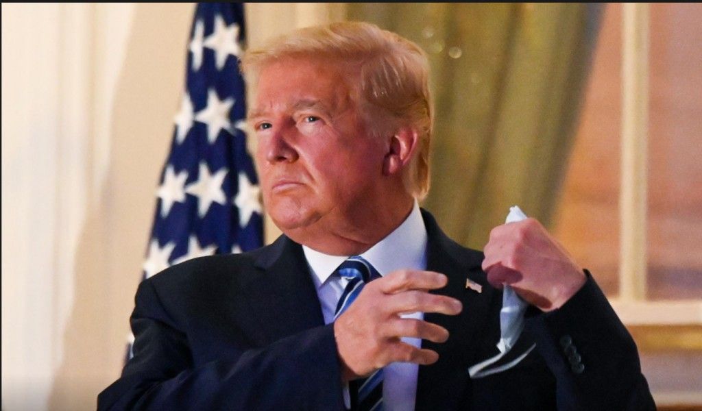 Τραμπ : Ο ηγέτης της παγκόσμιας «λουμπεναρίας» έκανε το μεγαλύτερο κακό που θα μπορούσε