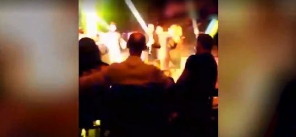 Κοροναϊός : Η πανδημία «σαρώνει» τη χώρα αλλά… τα πάρτι σε νυχτερινά μαγαζιά και πλατείες καλά κρατούν